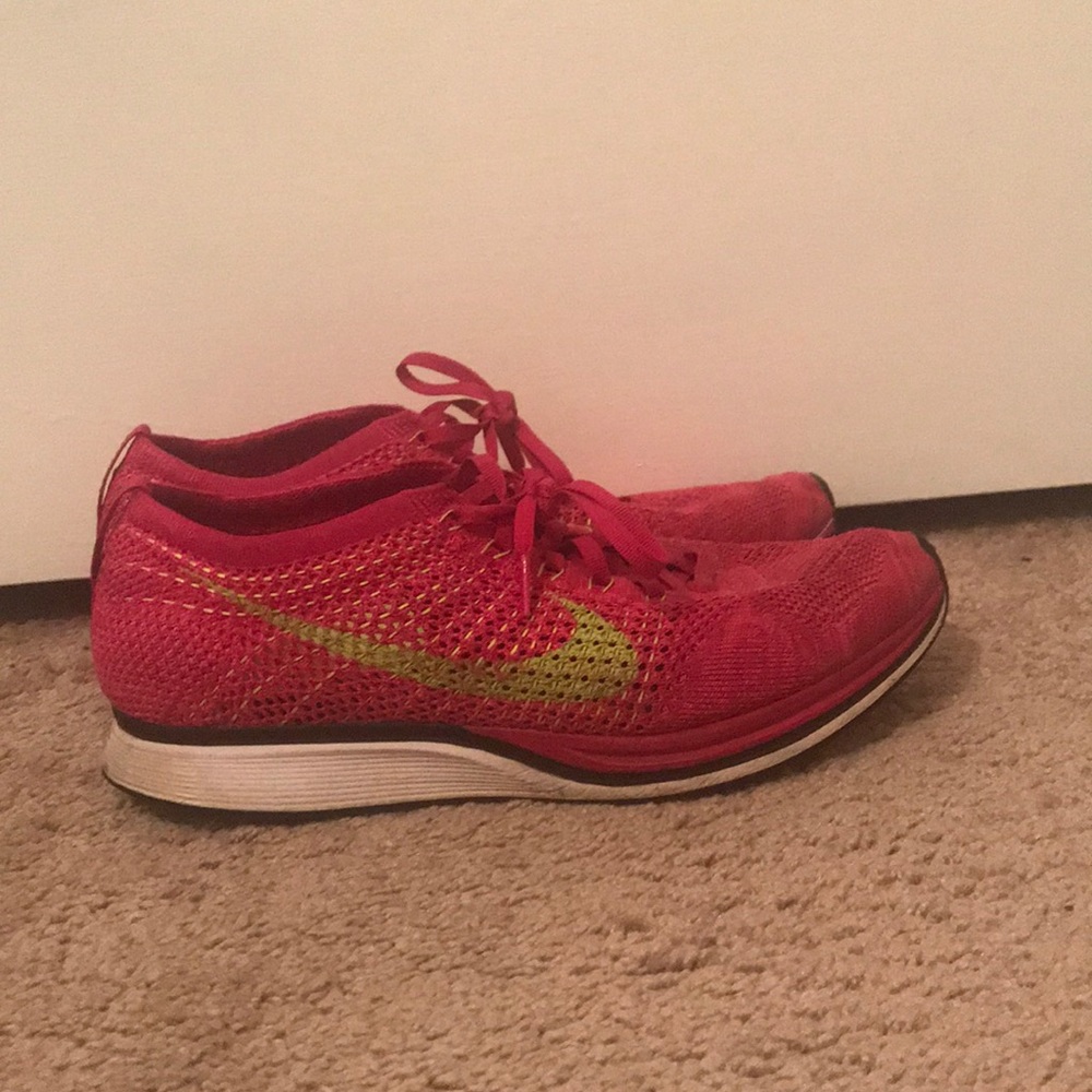 Nike flyknit racer